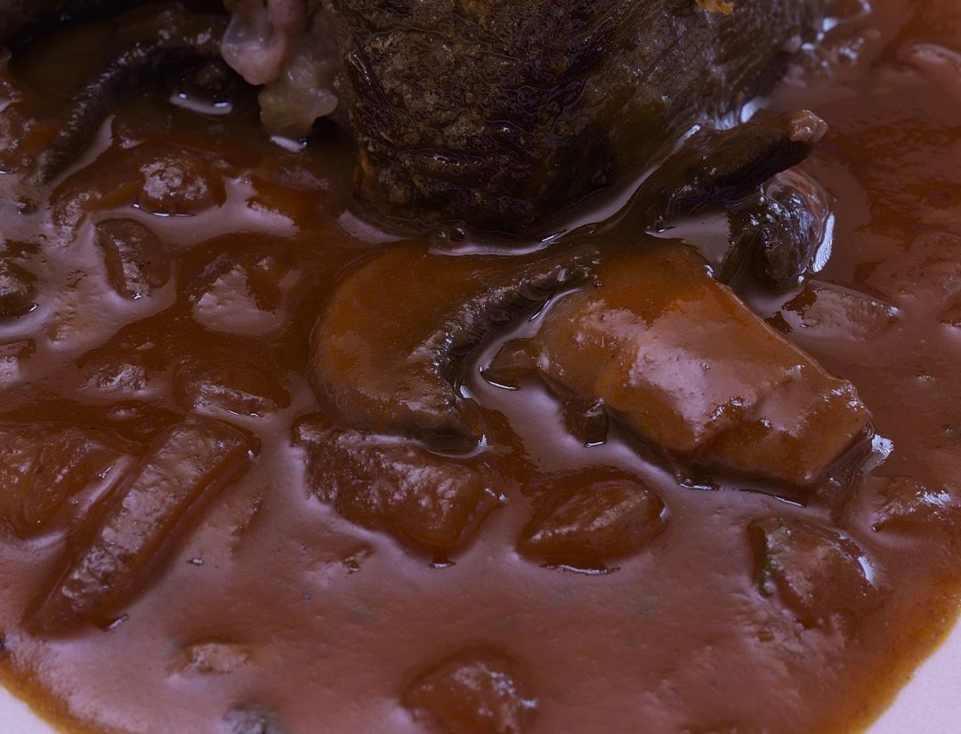 Sous Vide: Beef Chuck Roast with Mushroom Sauce - Sous Vide Resources