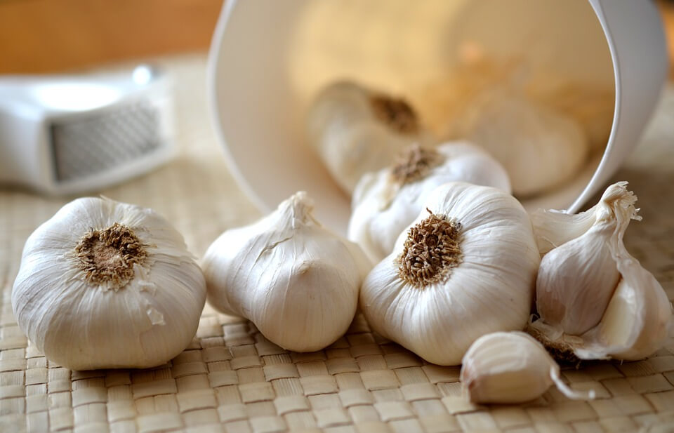 Fresh Garlic in Sous Vide